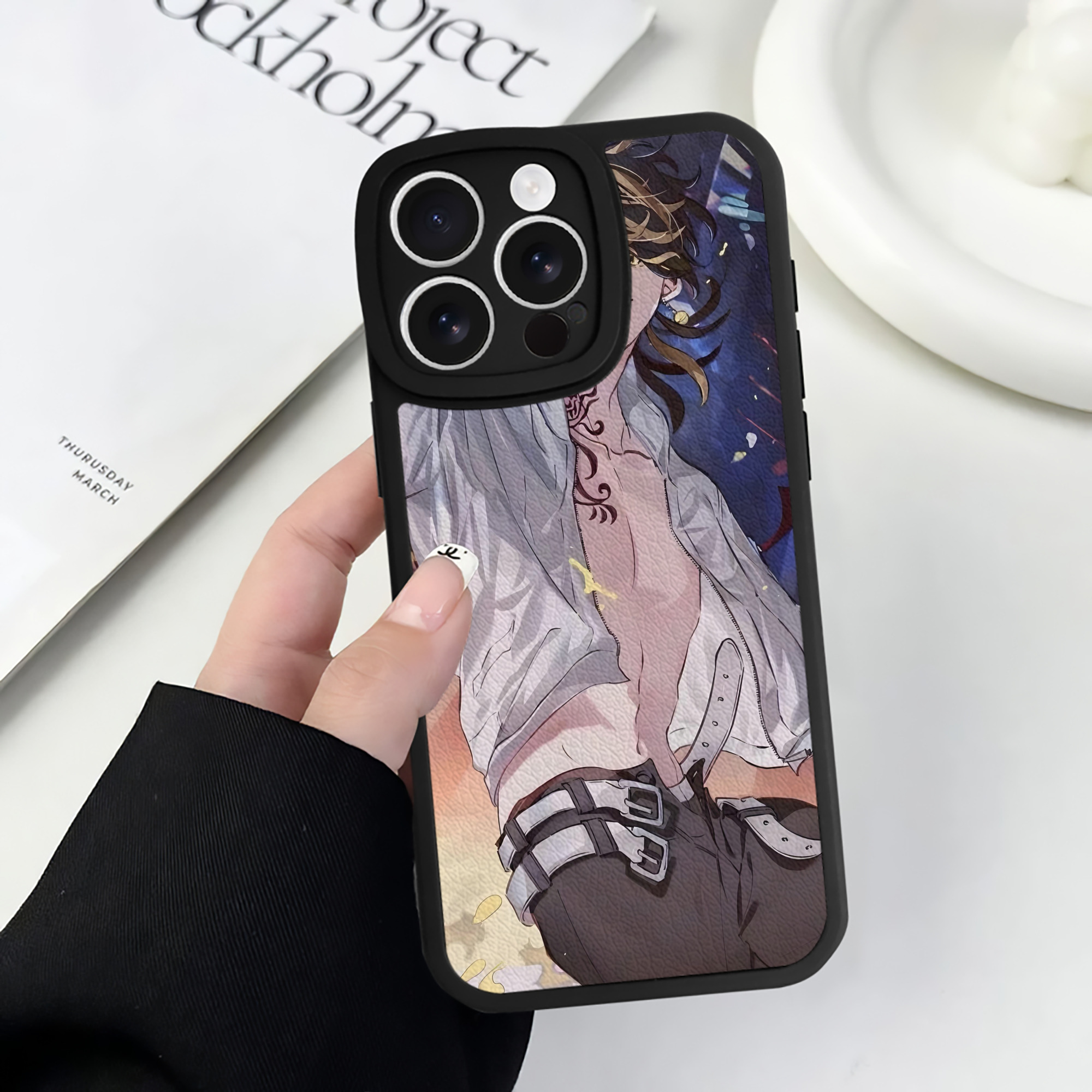 （画像用） 東京リベンジャーズ Tokyo Revengers 【iPhone 16シリーズ対応】シリコンスマホケース（レザー調） 材質：シリコン